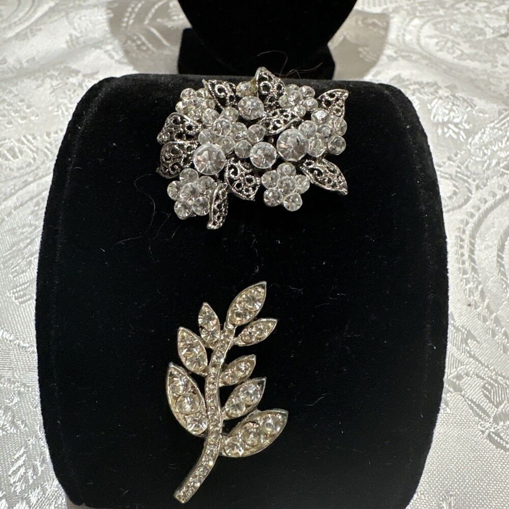 Vintage Brooch Pins 2 Piece